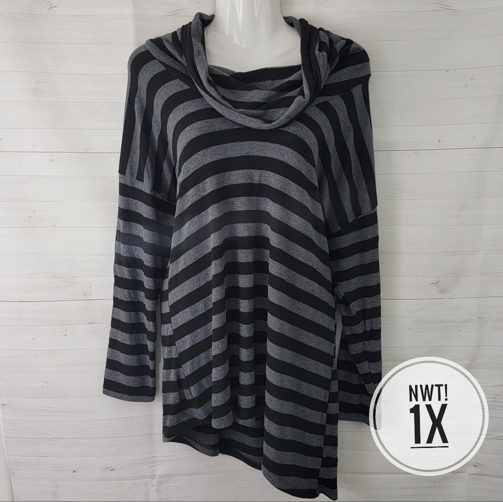 NWT 1X Dressbarn Black Gray Tunic Sweater Top